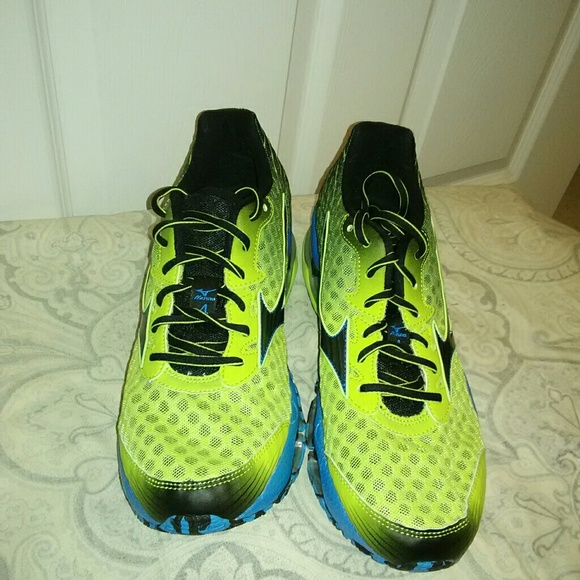 mizuno wave prophecy 7 yellow